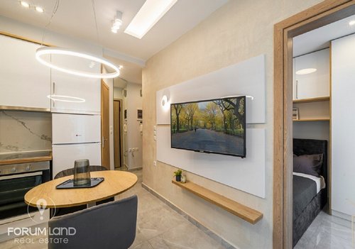 Forumland Real Estate, Living Room