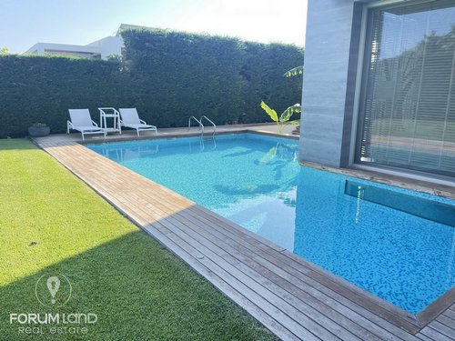 Forumland Real Estate, Luxury Villa with pool