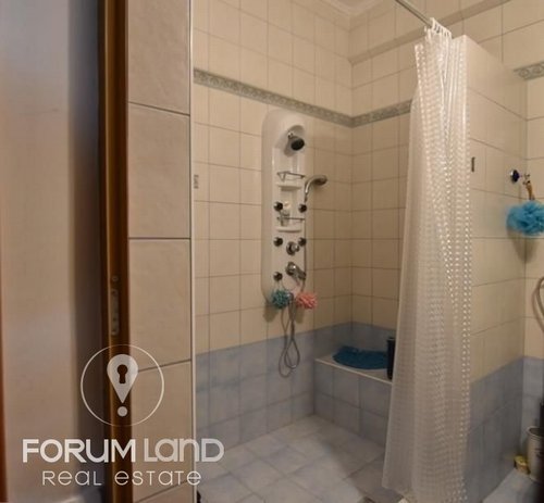 Forumland Real Estate, Μπάνιο νιπτήρας