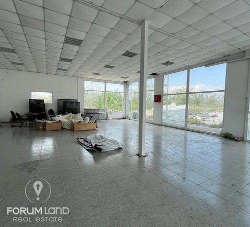 Forumland Real Estate, εσωτερικός Χώρος