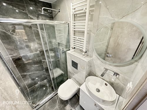 Forumland Real Estate, μπάνιο